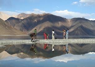 explore ladakh tour